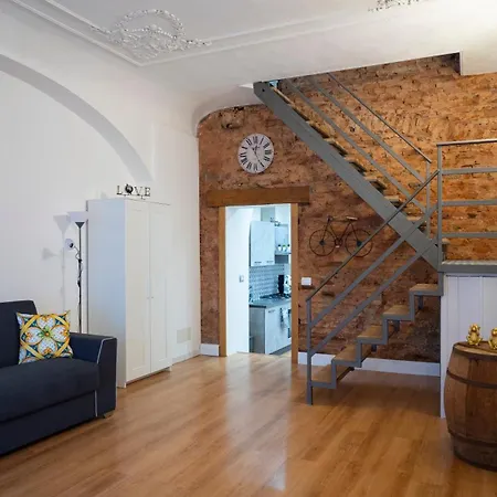 Emy's House 아파트 *