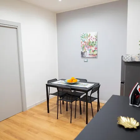 아파트 Emy's House *